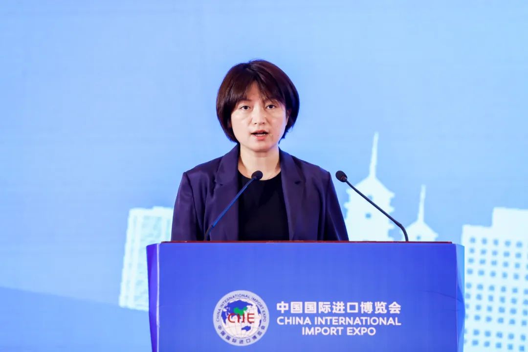 中国银行嘉兴市分行副行长周婕致辞