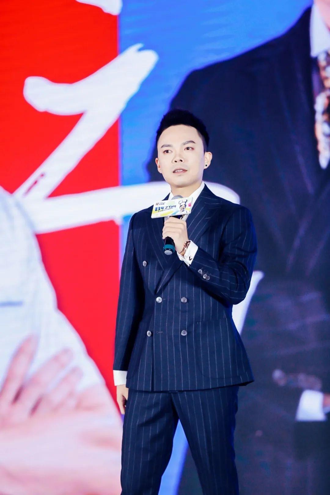 卡尔顿董事长兼ceo 黄秋平