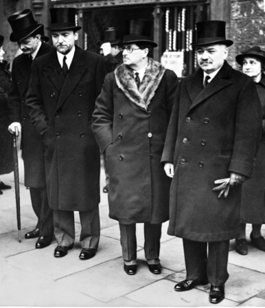 哀悼沙皇尼古拉二世的表兄乔治五世1月28日国王的葬礼最终在今天举行.