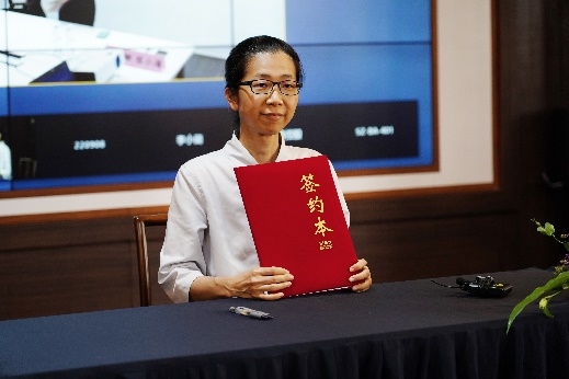 　　前海再保险、慈济基金会与鹏鼎基金会连线签署三方战略合作协议