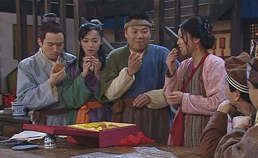 大衣哥回应陈亚男再婚！希望对方越来越好，儿子3年前就已经再婚