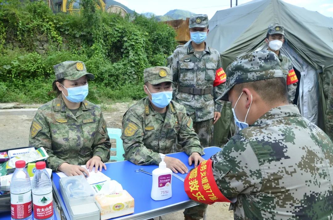 中秋佳节,联勤官兵“医”然坚守在震中护佑生命_手机新浪网