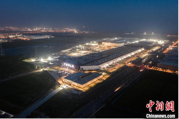 图为特斯拉上海超级工厂(供图)