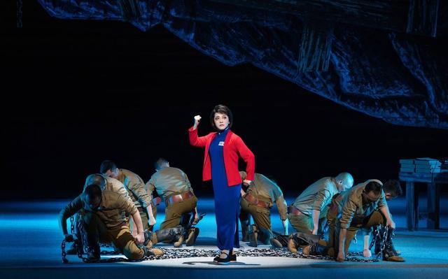 封面开演了丨演绎红色经典 川剧《江姐》今晚亮相文华大奖舞台|川剧