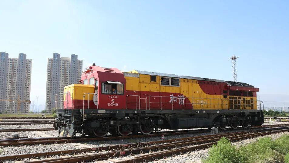 hxn5b(和谐内5b)型机车