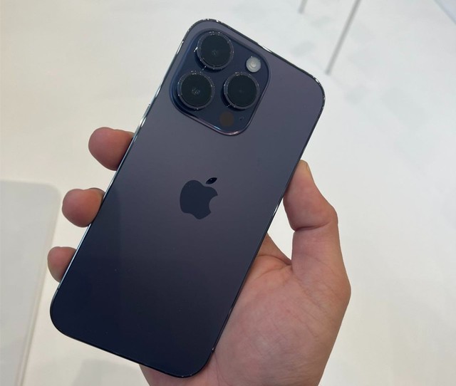 历代iphone特殊配色回顾劝你别买暗夜紫 苹果 Iphone 科技频道 新浪科技 新浪网 历代iphone特殊配色回顾劝你别买暗夜紫 苹果 Iphone 科技频道 新浪科技 新浪网