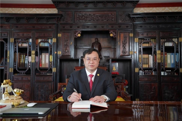 (图:盛大金禧董事长 盘继彪)