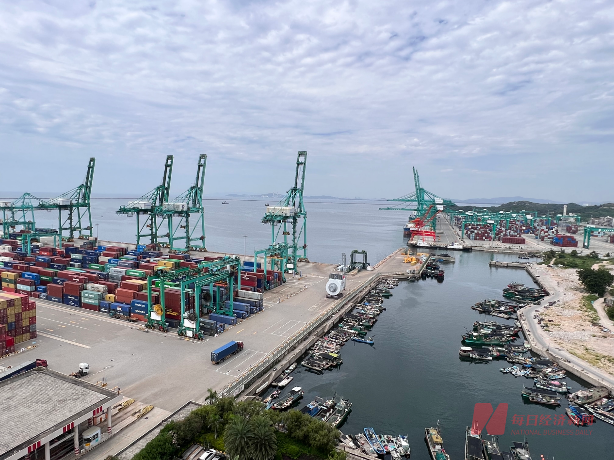 汕头招商局港口广澳港区全景 图片来源:每经记者 王帆 摄