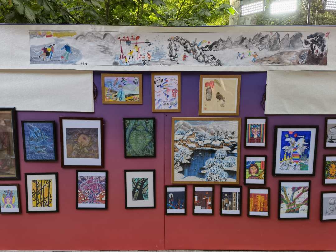 "上海合作组织国家青少年画展"在撒马尔罕"上合之窗"展出|上海市_新浪