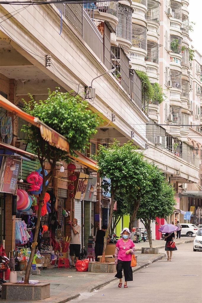 佛山市三水区西南街道菜籽街见证了一代代三水人的成长.