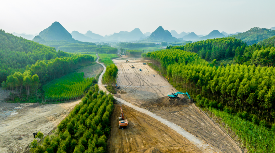 构建"东融"铁路新通道,柳州至广州铁路柳州至梧州段全线开工建设_新浪