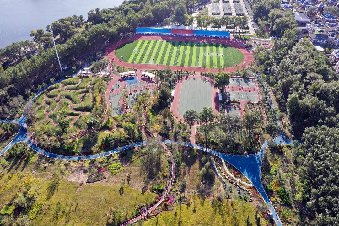沈阳:花间道运动公园亮相成网红打卡地