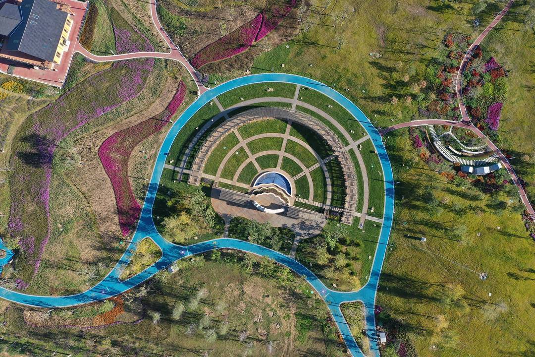 沈阳:花间道运动公园亮相成网红打卡地