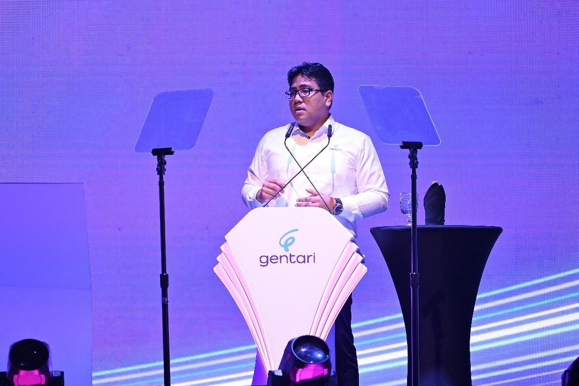 　　图片说明：GENTARI主席拿督陶菲克先生在成立仪式上致辞