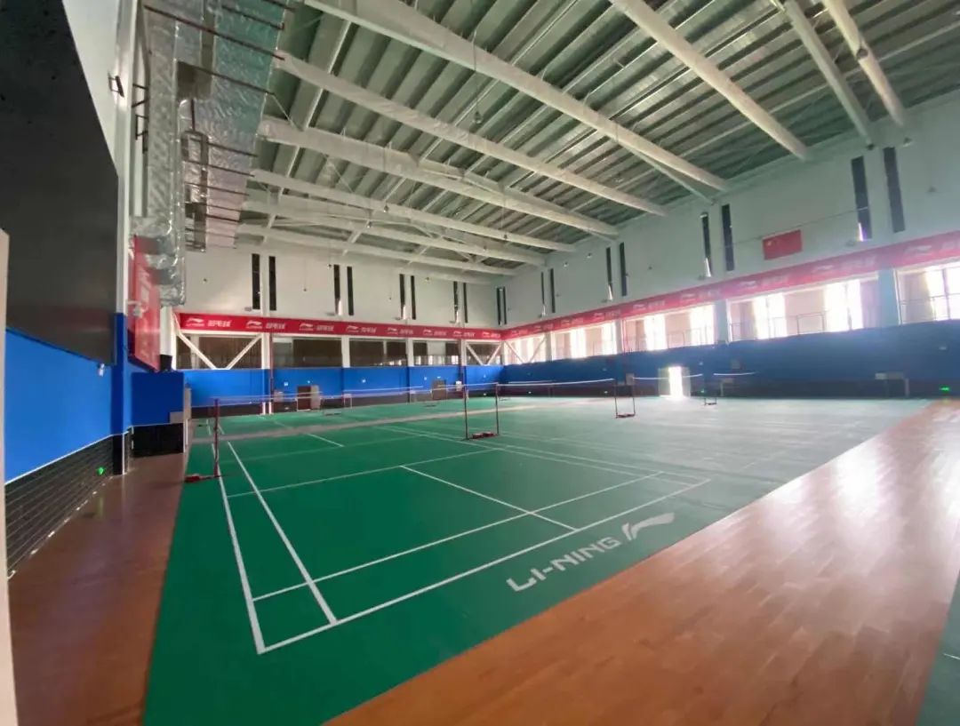 东厦运动场田径场对外开放|中学_新浪财经_新浪网