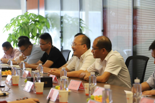 　　广东省云浮市云安区副区长陈伟权发表讲话