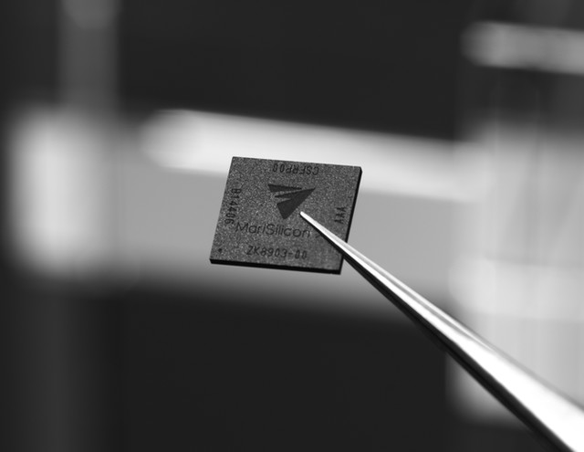 （OPPO首顆自研影像芯片：馬里亞納X）