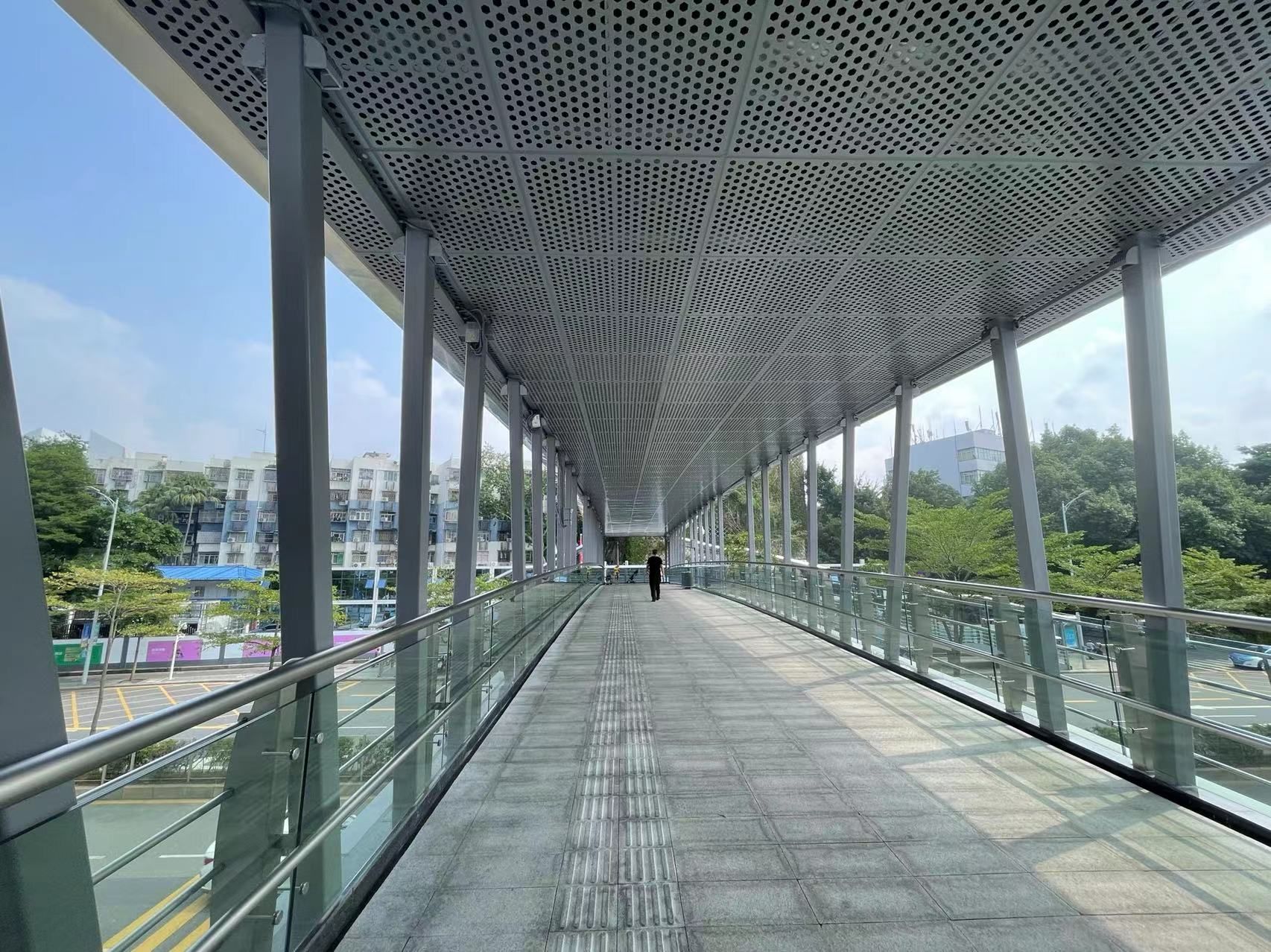 市民点赞老天桥改造换新颜,积极献言献策待完善之处