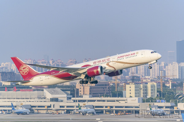 吉祥航空成立16载 赓续辉煌再出发