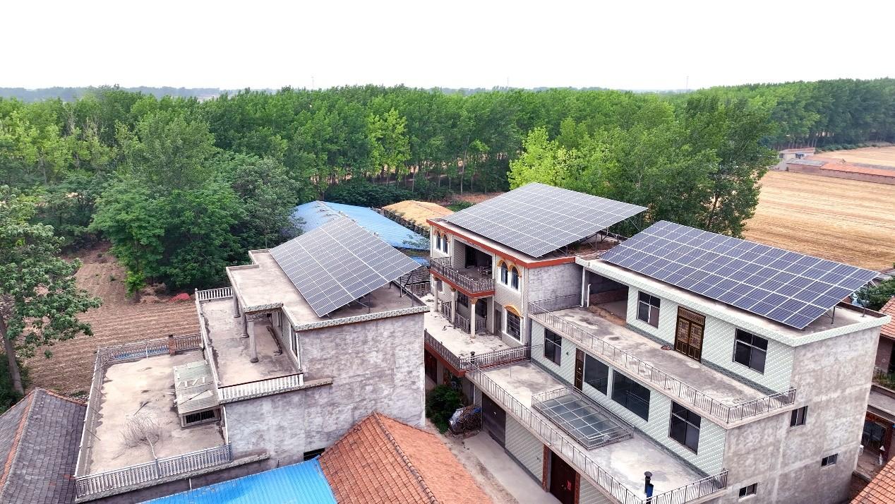 金顶宝:屋顶光伏遇到拆迁该怎么办?|光伏电站|收益_新浪新闻