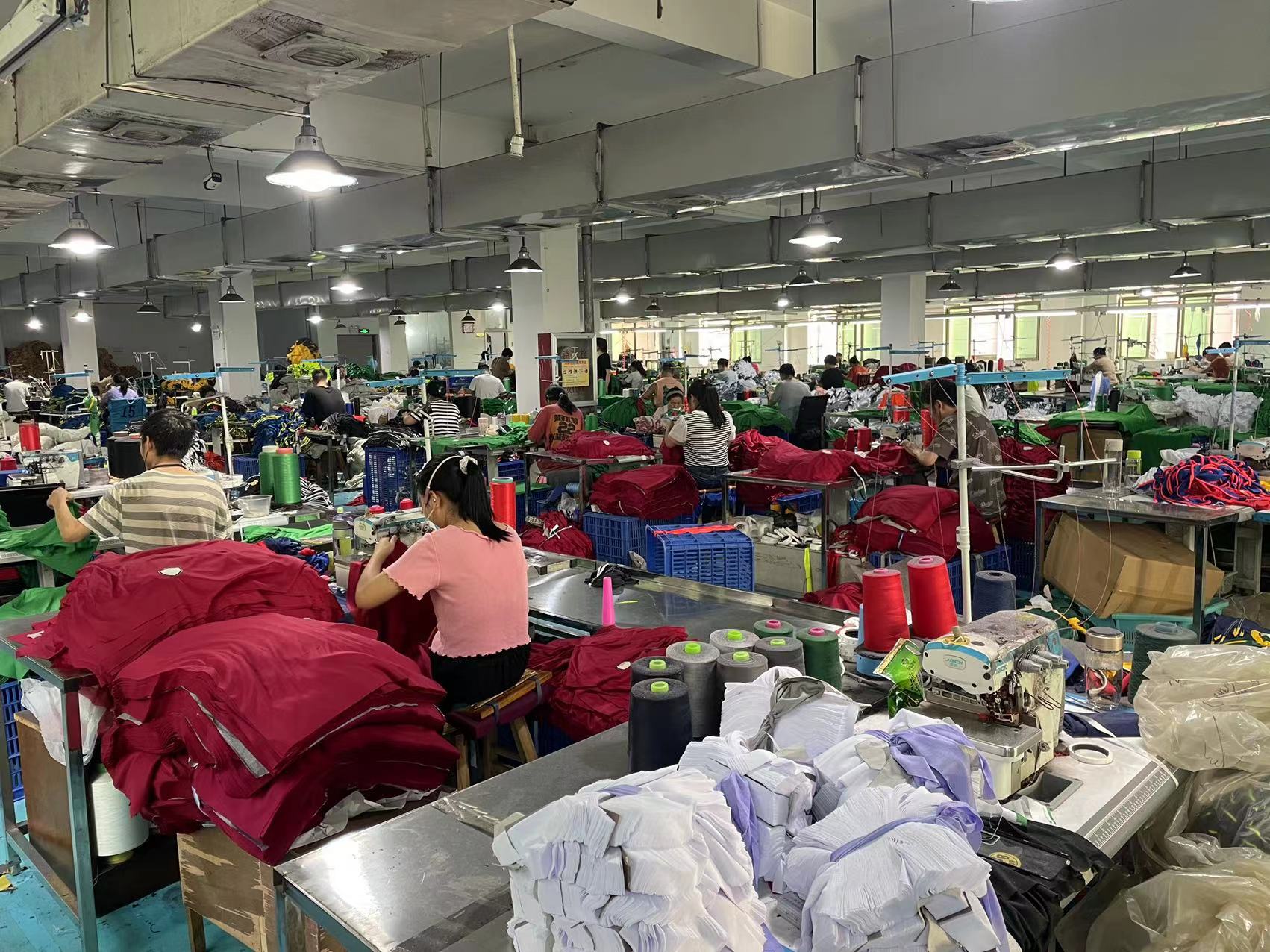 丹娜丝品牌球衣的生产工厂。（图源：受访者供图）