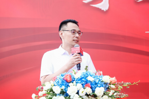 　　(金汇镇领导讲话图片)