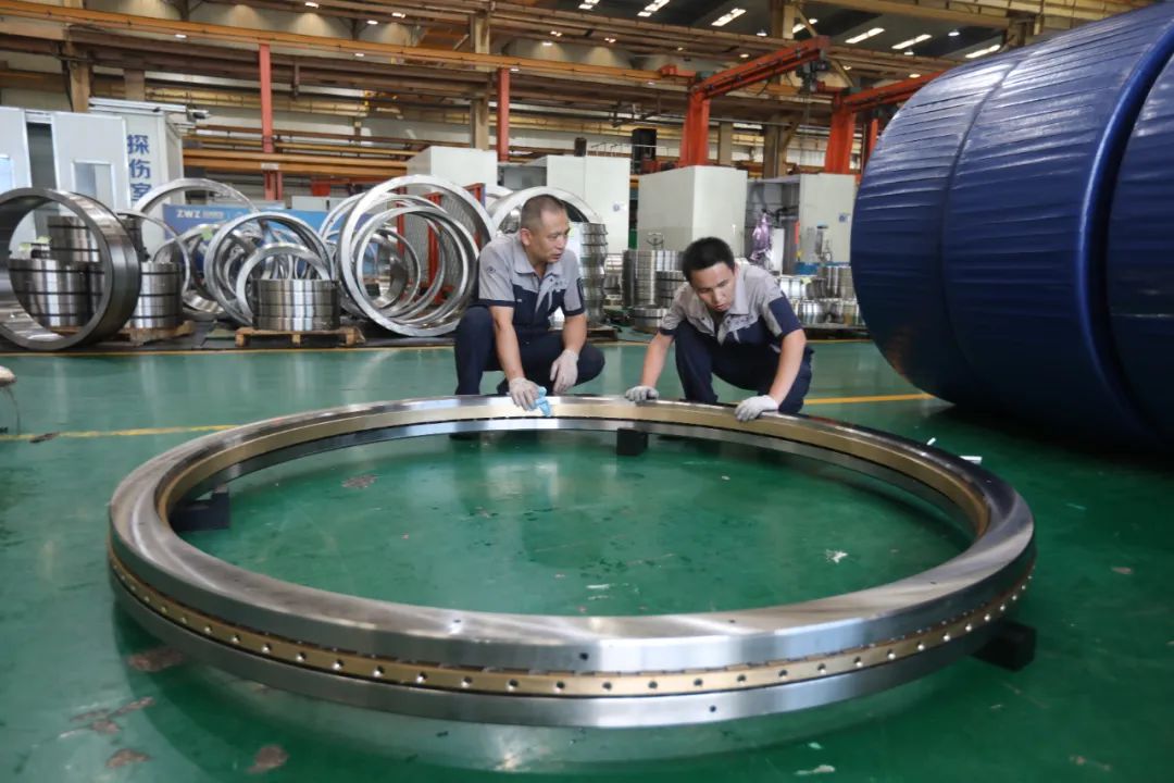 瓦轴生产的大口径轴承