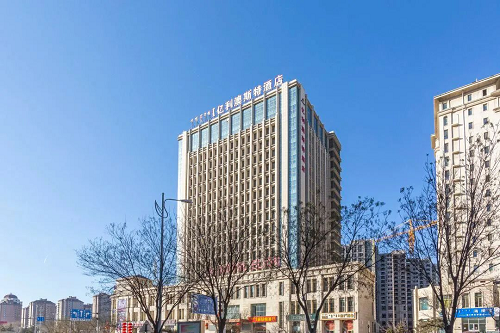 　　内蒙古鄂尔多斯亿利澳斯特酒店