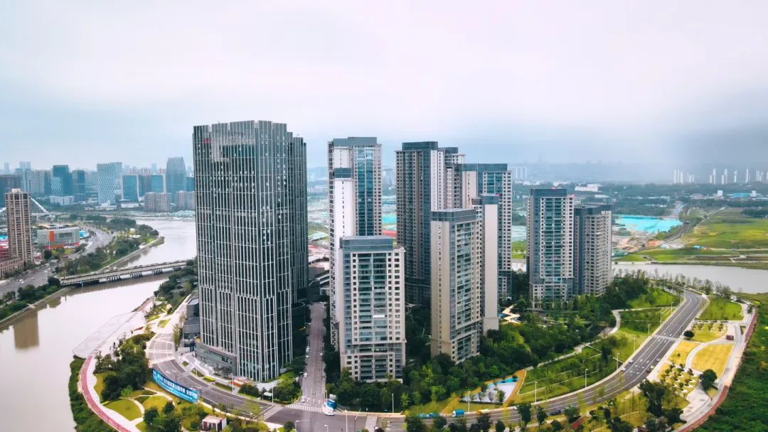 注:成都复地金融岛