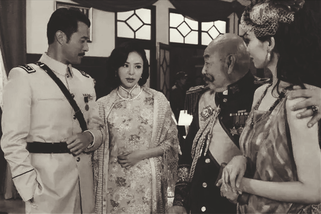 杨森娶了12个老婆，90岁时17岁小妾问：有几个是心甘情愿嫁你的？休闲区蓝鸢梦想 - Www.slyday.coM