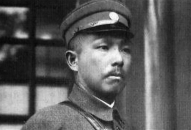 杨森娶了12个老婆，90岁时17岁小妾问：有几个是心甘情愿嫁你的？休闲区蓝鸢梦想 - Www.slyday.coM