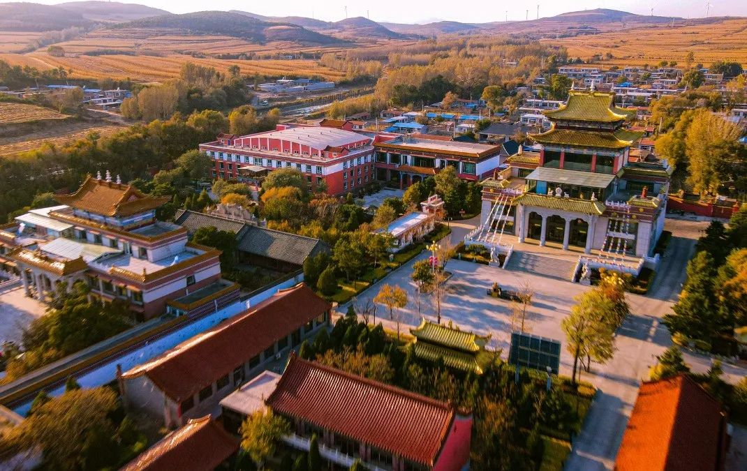 瑞应寺风景区此外,阜新文旅精心策划【国庆怎么玩】系列,解锁国庆黄金