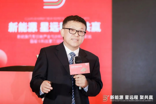 　　深圳职业技术学院汽车学院原院长-朱方来教授
