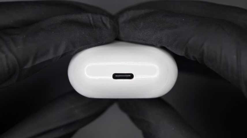 Gurman：苹果AirPods和Mac配件或在2024年前改用USB-C接口