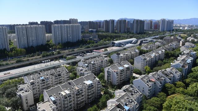 我家门前|"睡城"醒了 超大型社区治理抵达最细微民生诉求|北京市_新浪