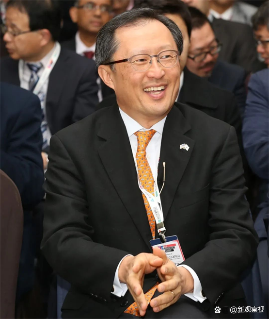 　　池永硕，爱思唯尔董事长，励讯集团公共事务总裁