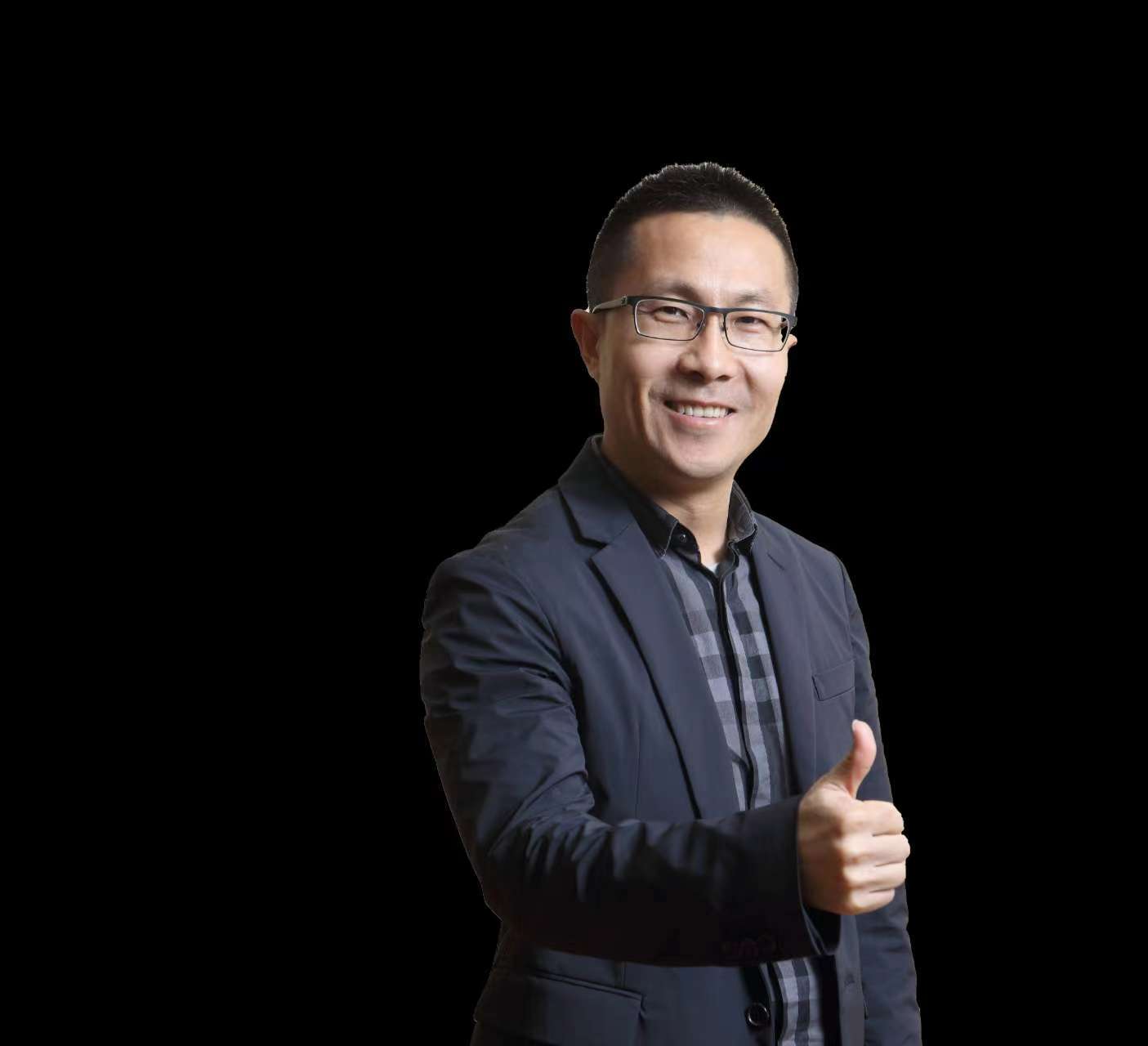 专访华宝新能董事长孙中伟:"便携储能第一股"的绿色情怀|深圳市_新浪