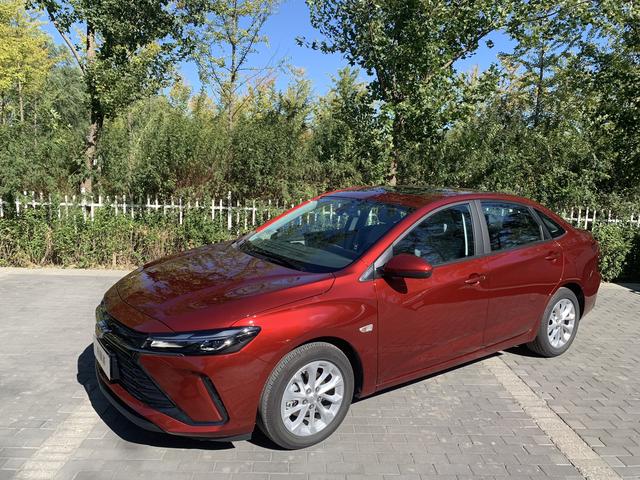 试驾|全新雪佛兰科鲁泽:十万元合资家轿如何才能打动年轻群体?