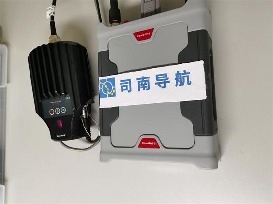 　　M300 Pro 北斗/GNSS 北斗基准站接收机