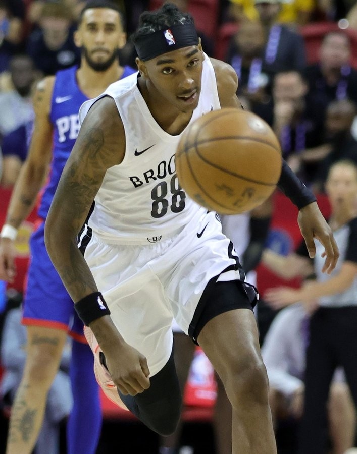 主教练多诺万战术调整方向 进攻提速与三分火力如何平衡