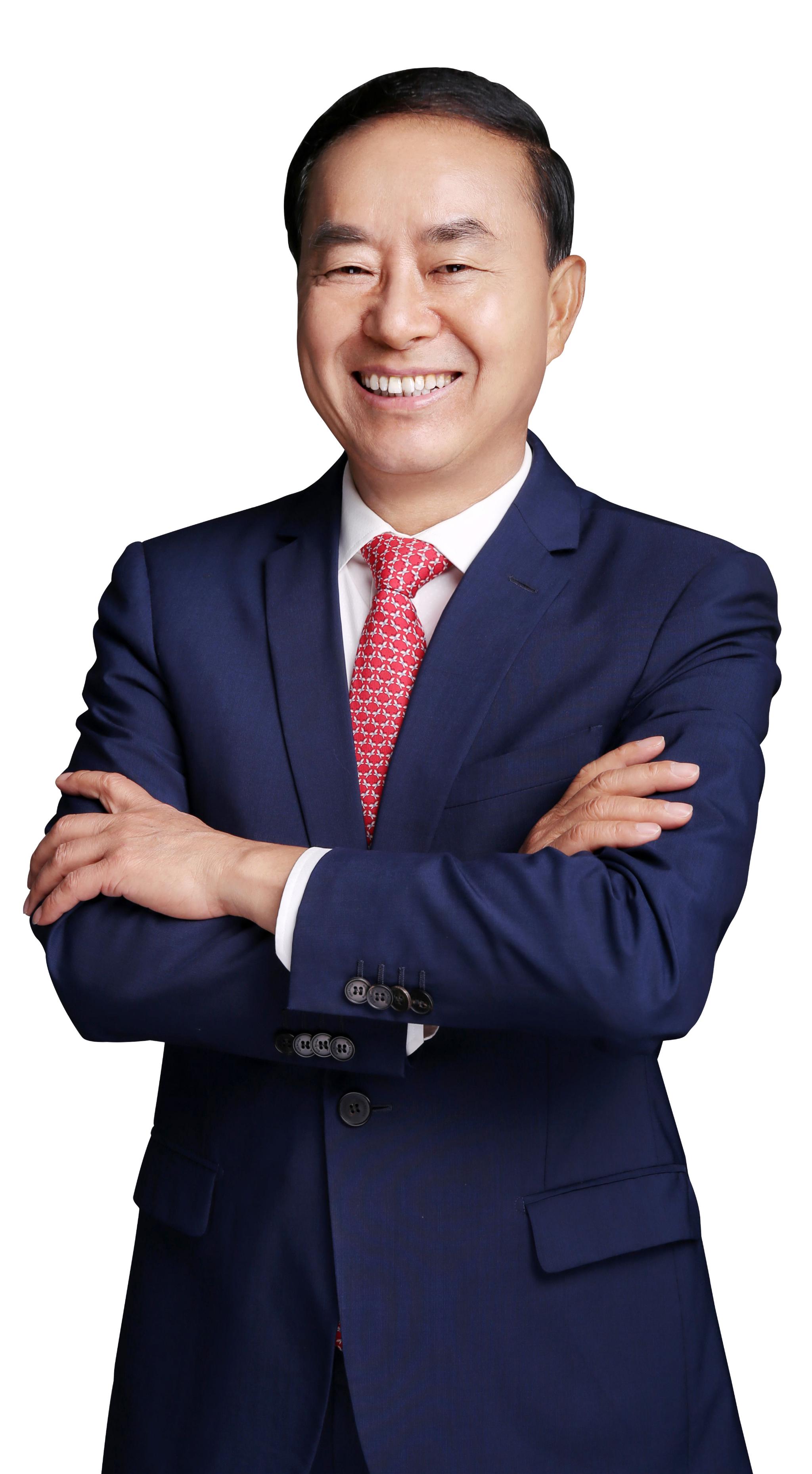 二十大时光·聆听报告 | 立白科技集团董事长陈凯旋:为民生担责,成为