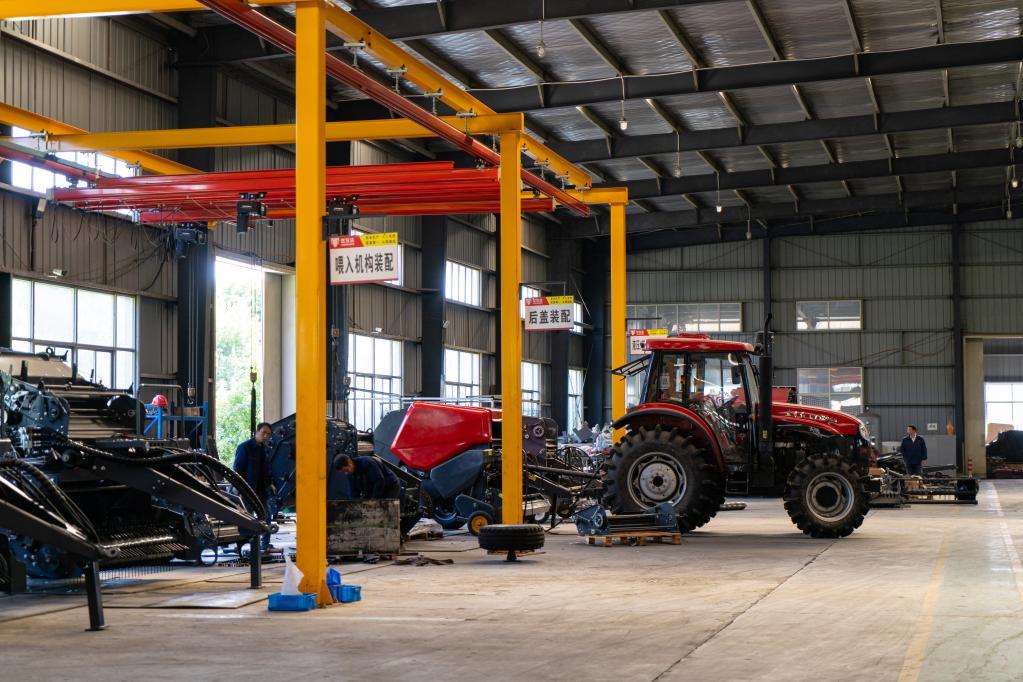 图为芜湖瑞丰农牧业装备有限责任公司厂房.新华社记者 赵金正 摄