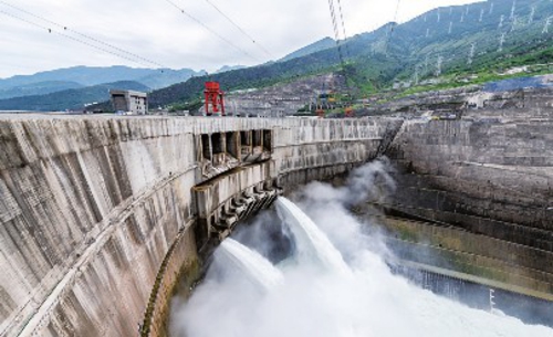 白鹤滩又一百万千瓦水轮发电机组投产发电