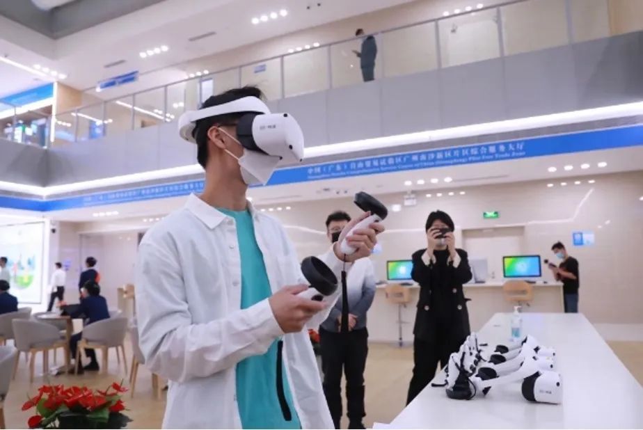 图 | 市民体验元宇宙政务大厅
