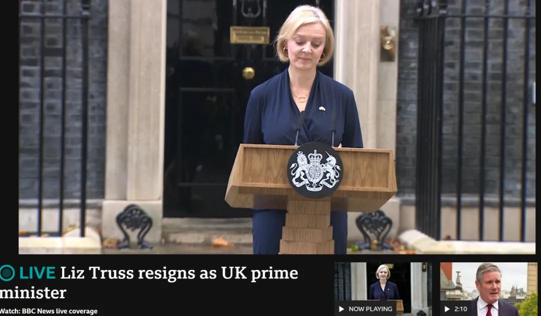 特拉斯宣布辞职，45天政治荒诞剧造就英国“最短命首相”
