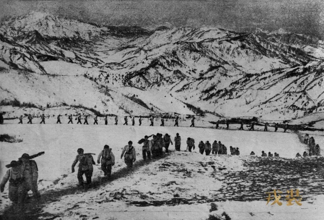 珍贵影像!战地摄影师零距离拍摄长津湖战役_新浪财经_新浪网
