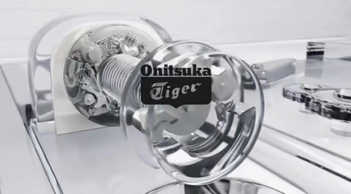　　鬼塚虎(Onituska Tiger)x COMO全面模型