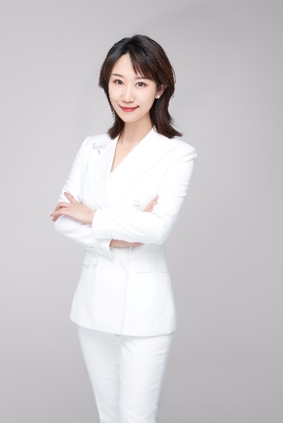 合肥普瑞眼科|安徽卫视公共频道主持人个性化飞秒成功摘镜!