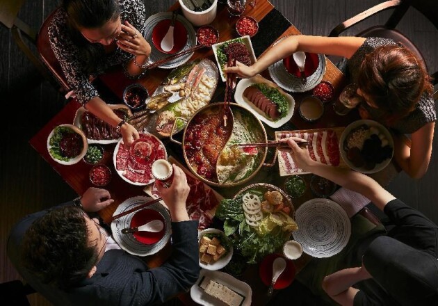 　　北京瑰丽酒店赤火锅