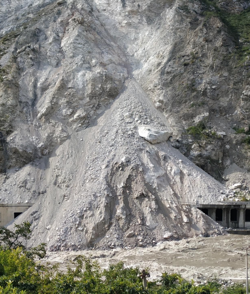 四川大地上的非典型洞子